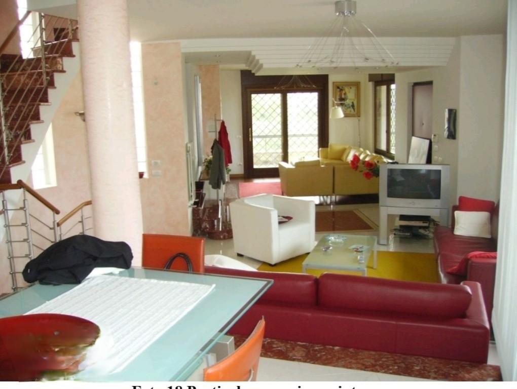 Casa indipendente in vendita, Carrara fossone