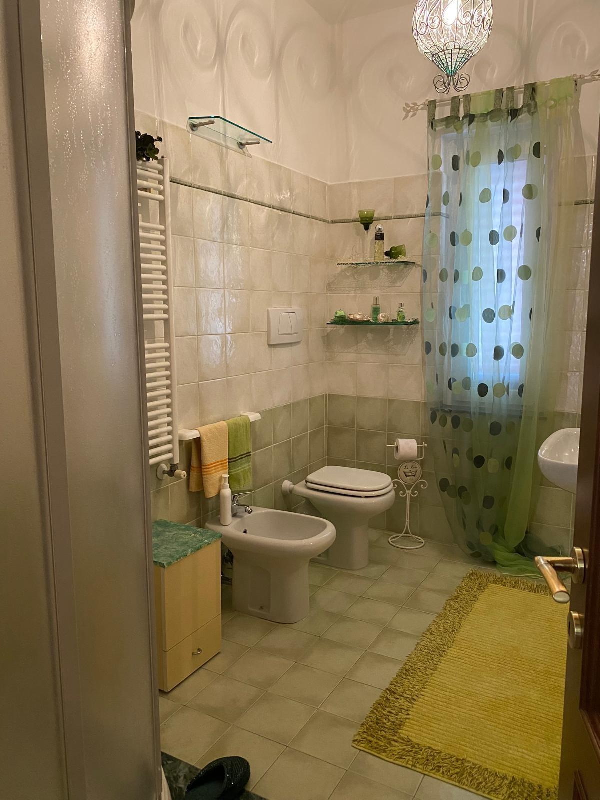 Casa indipendente con giardino, Massa romagnano