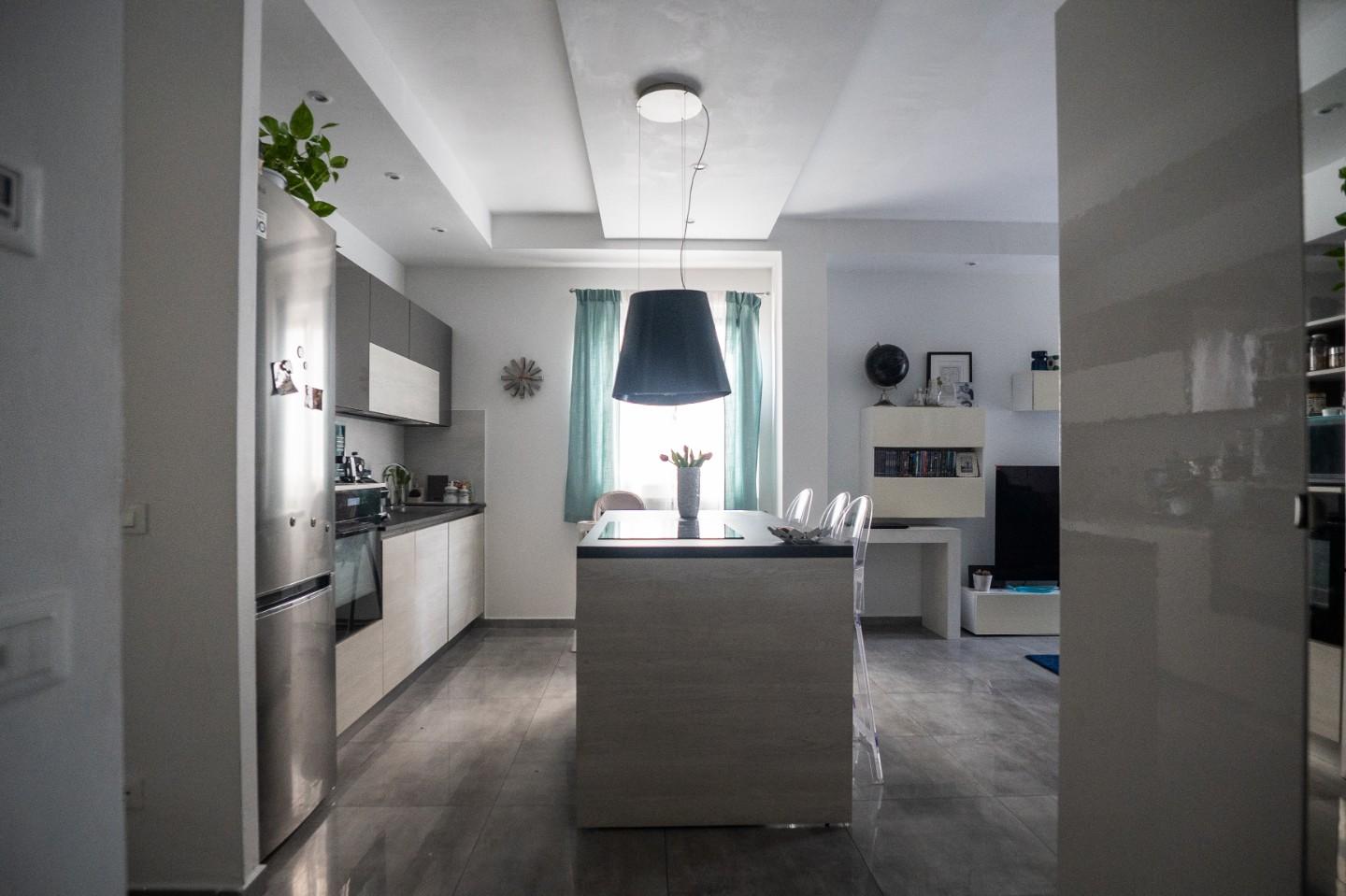 Quadrilocale in vendita, Carrara marina di