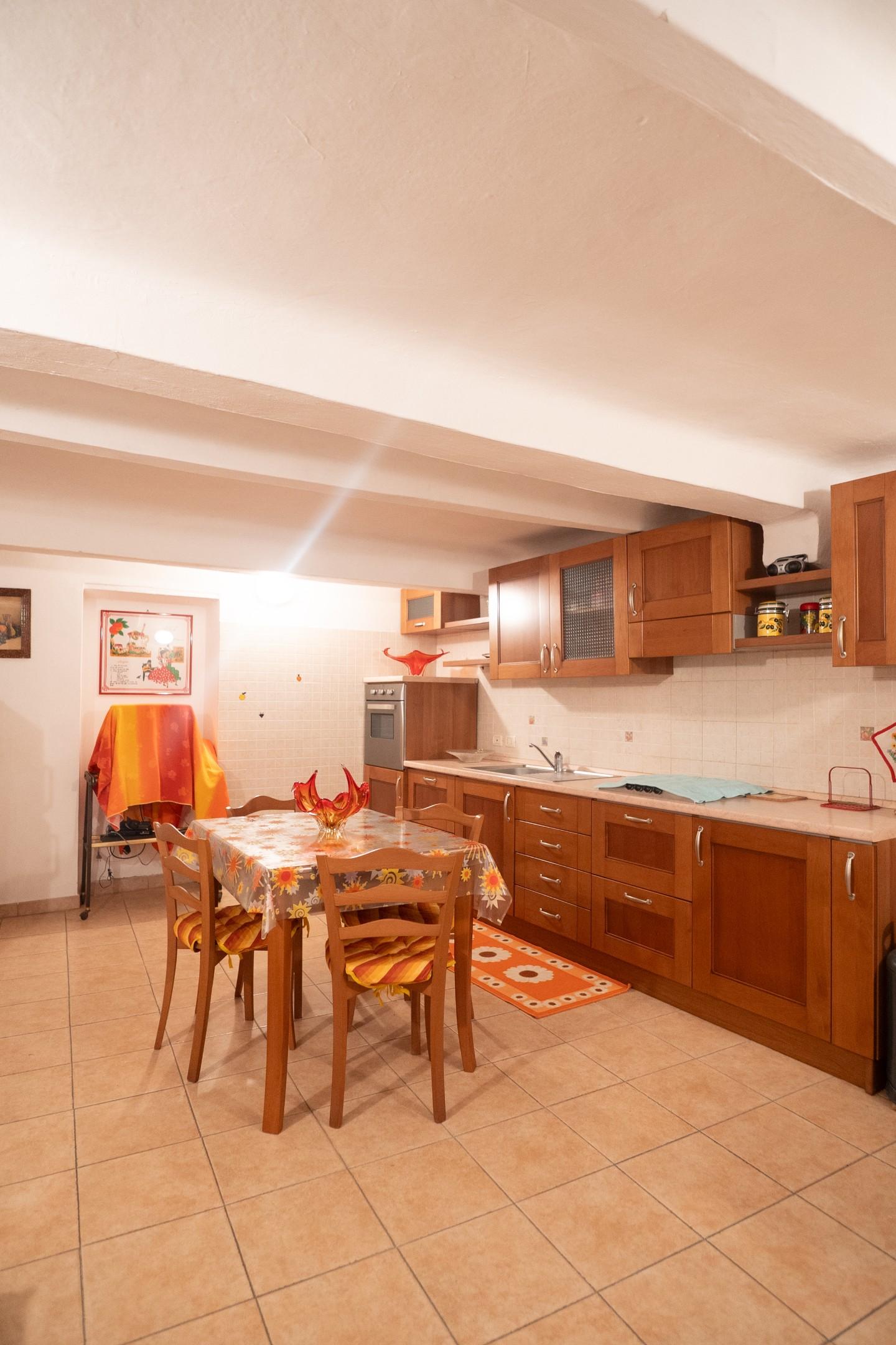 Casa indipendente da ristrutturare a Arcola