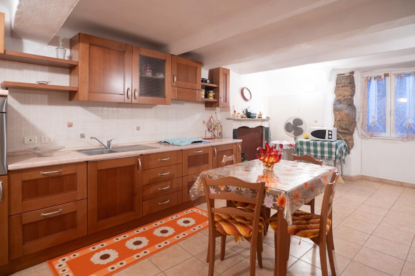 Casa indipendente da ristrutturare a Arcola