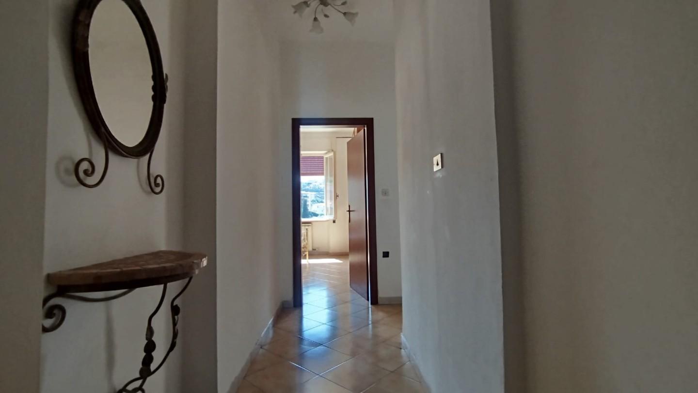 Appartamento in vendita a Lerici