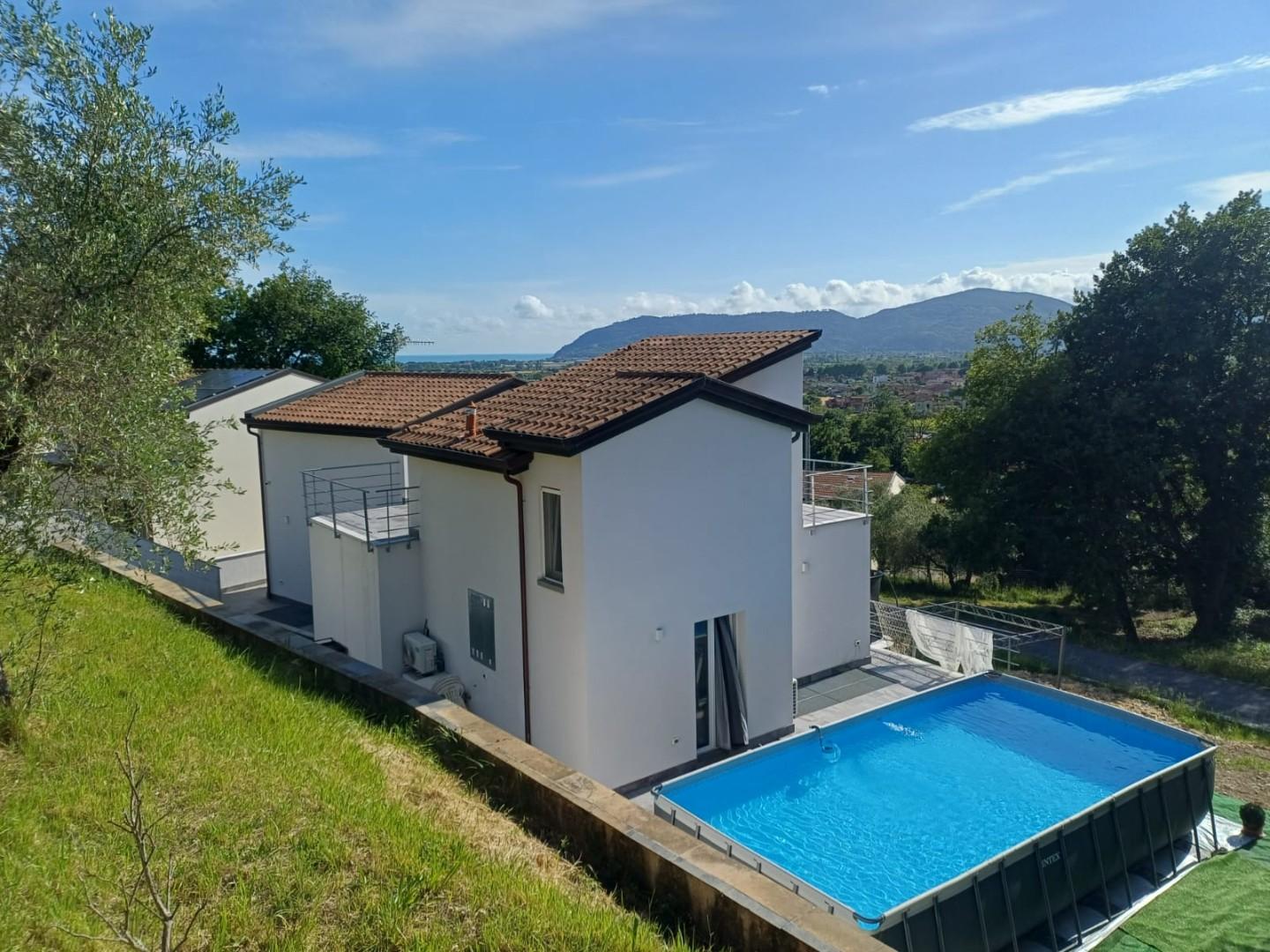Villa arredata in affitto, Castelnuovo Magra palvotrisia