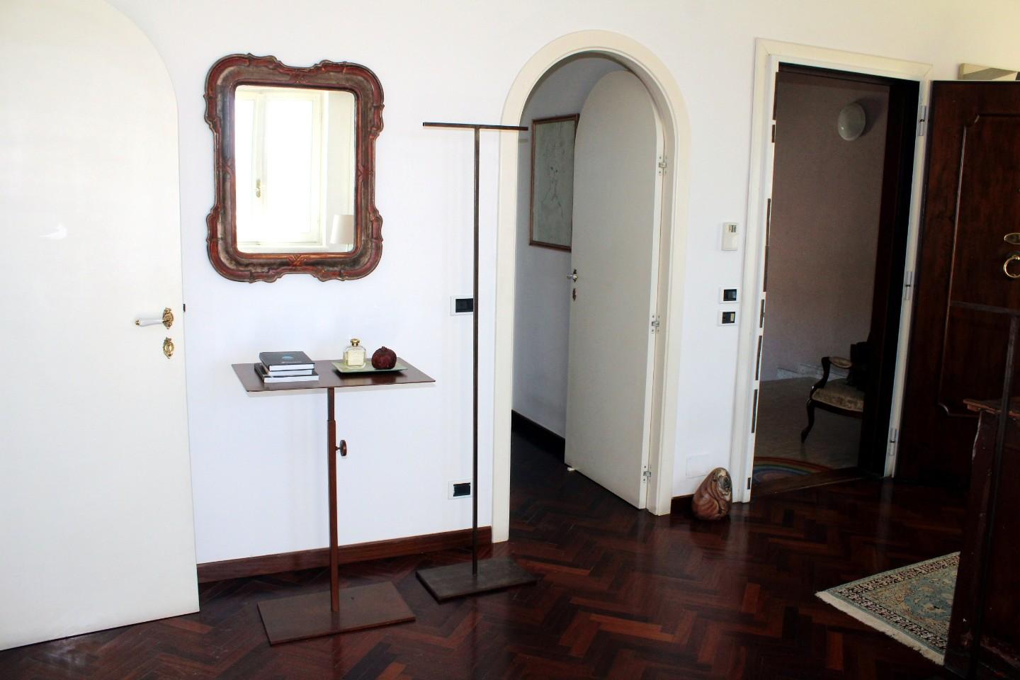 Attico con terrazzi, Seravezza querceta