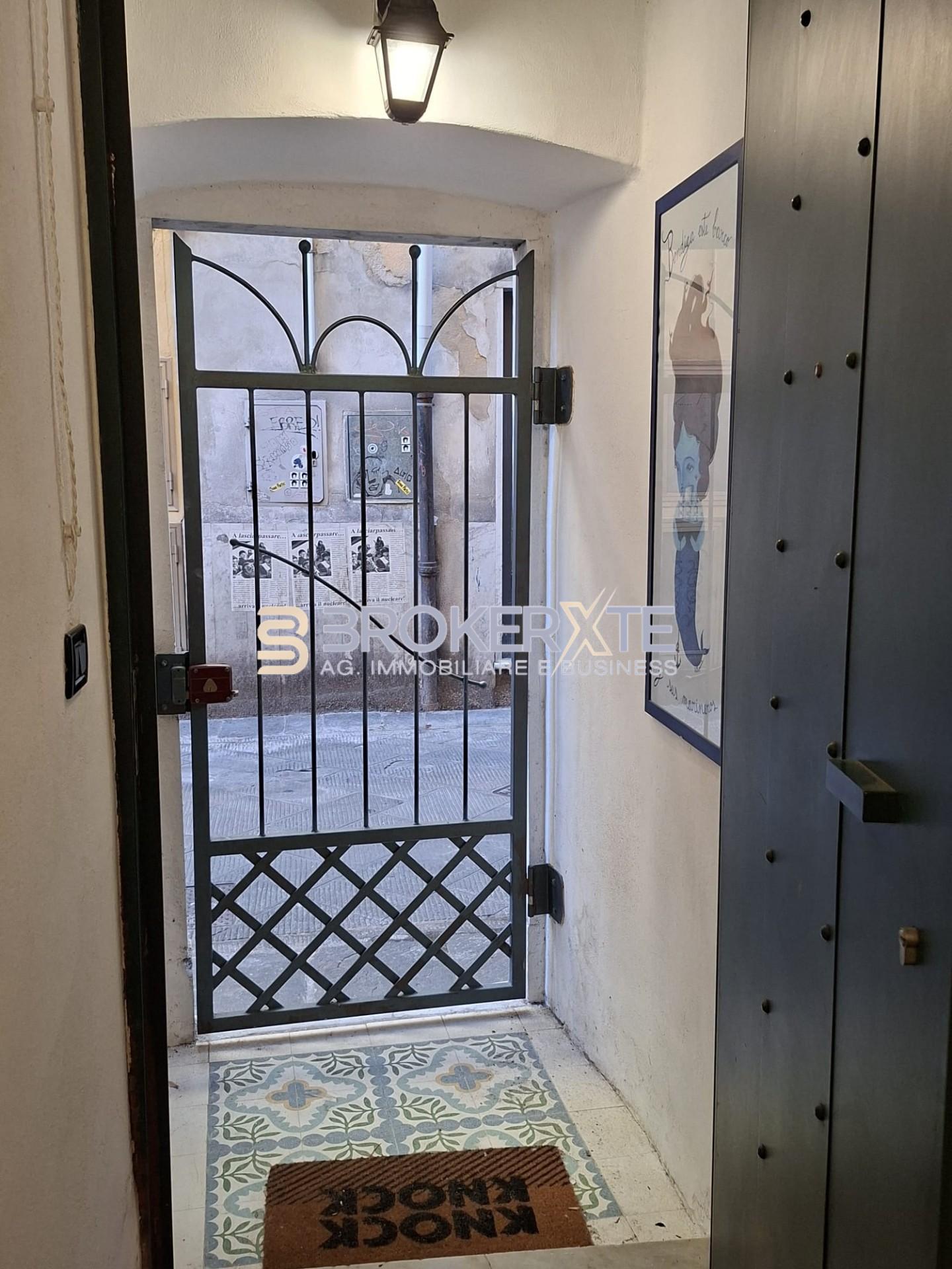 Casa indipendente in vendita, Carrara centro