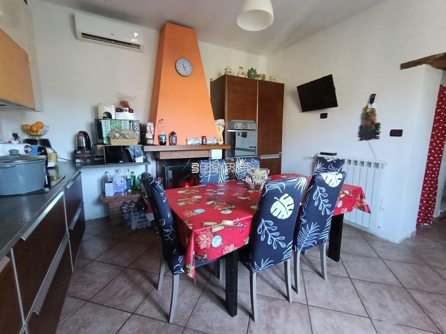 Casa indipendente ristrutturata a Aulla