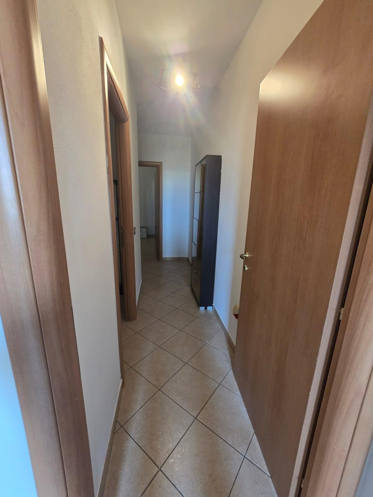 Trilocale con terrazzi, Calcinaia fornacette