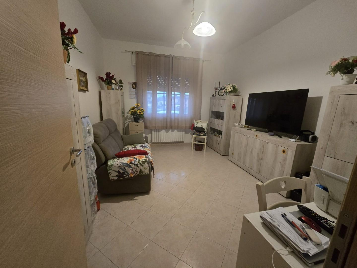 Trilocale in vendita, Calcinaia fornacette