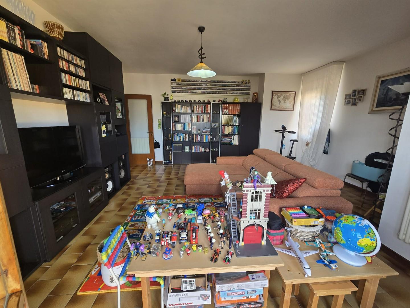 Appartamento con terrazzi, Calcinaia fornacette