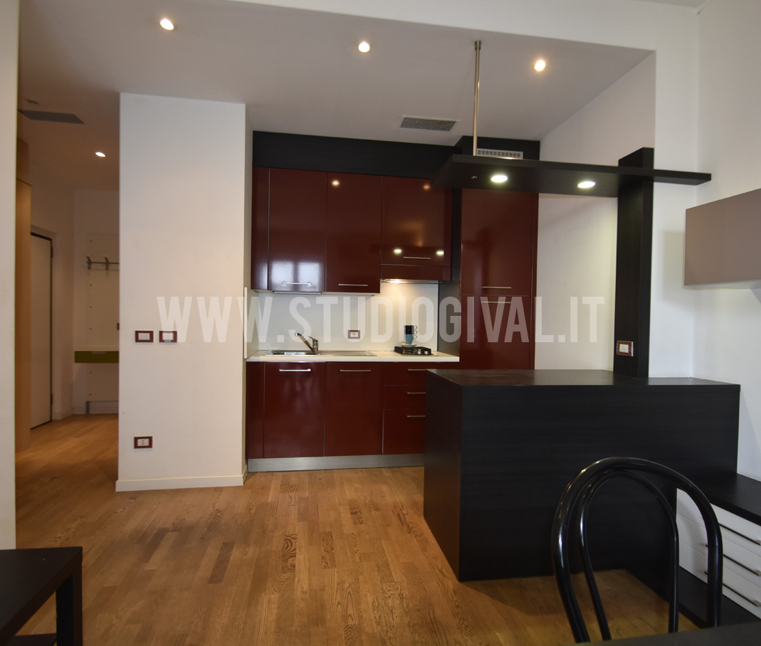 Trilocale in affitto a Milano, Palmanova