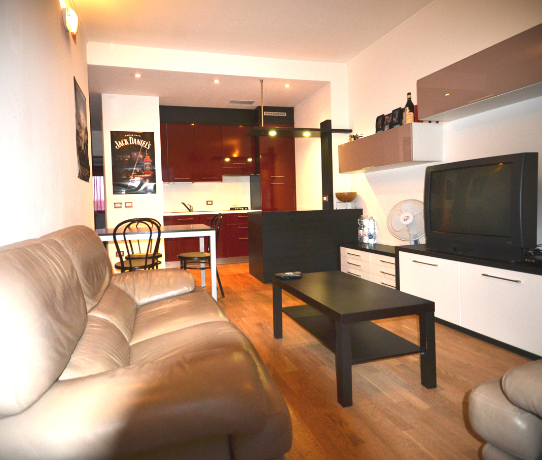 Trilocale in affitto a Milano, Palmanova