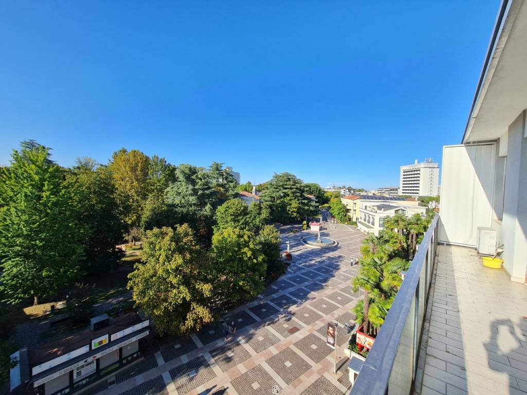 Negozio in affitto a Abano Terme