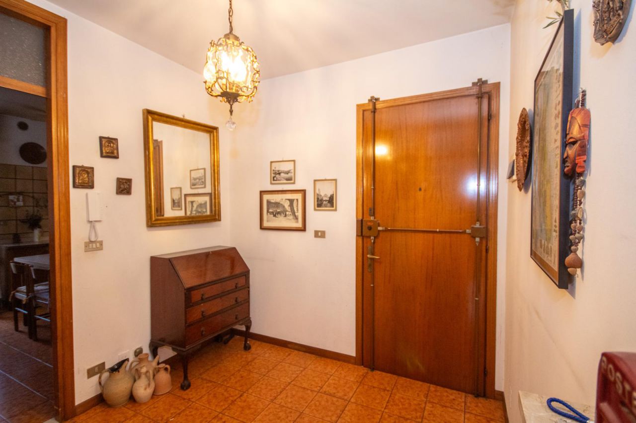 Appartamento con box doppio a Abano Terme