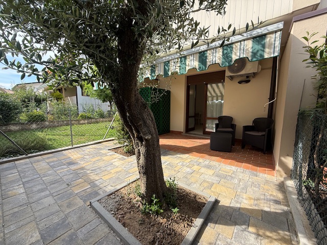 Casa indipendente arredata in affitto a Abano Terme