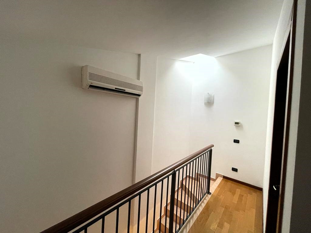 Trilocale arredato in affitto a Torreglia