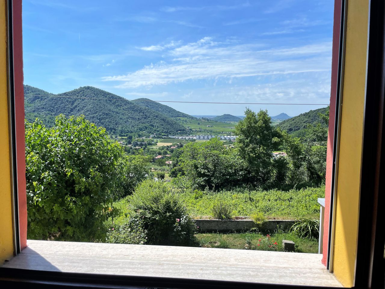 Villa arredata in affitto a Torreglia