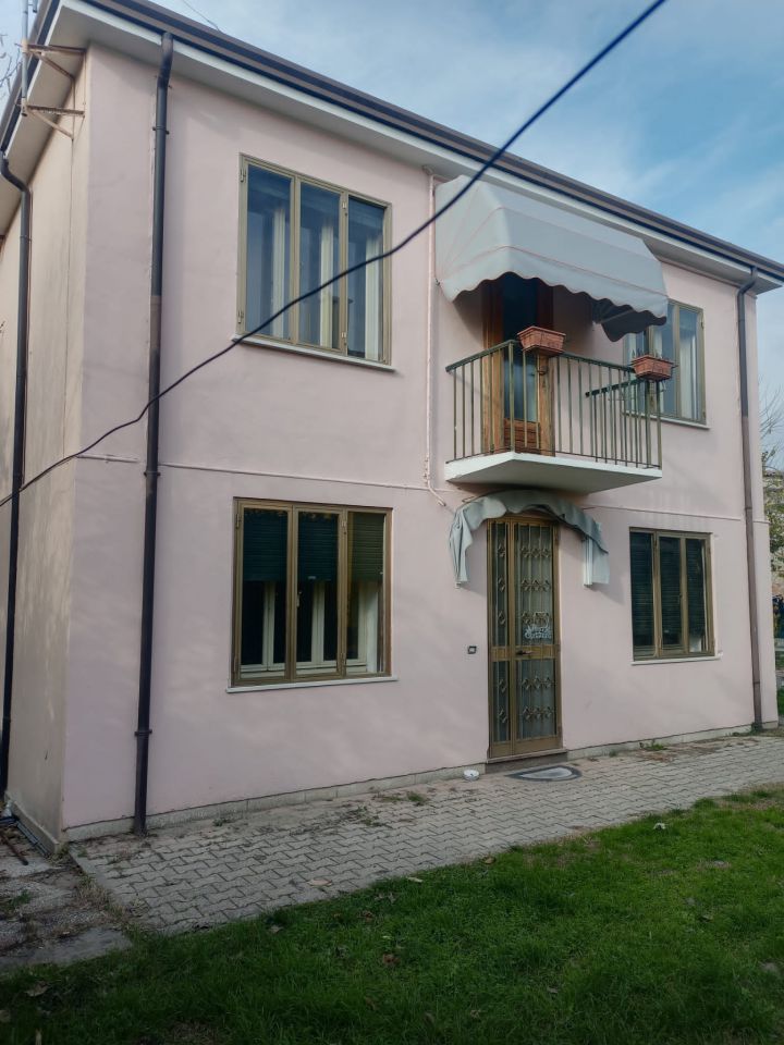 Casa indipendente in affitto a Battaglia Terme