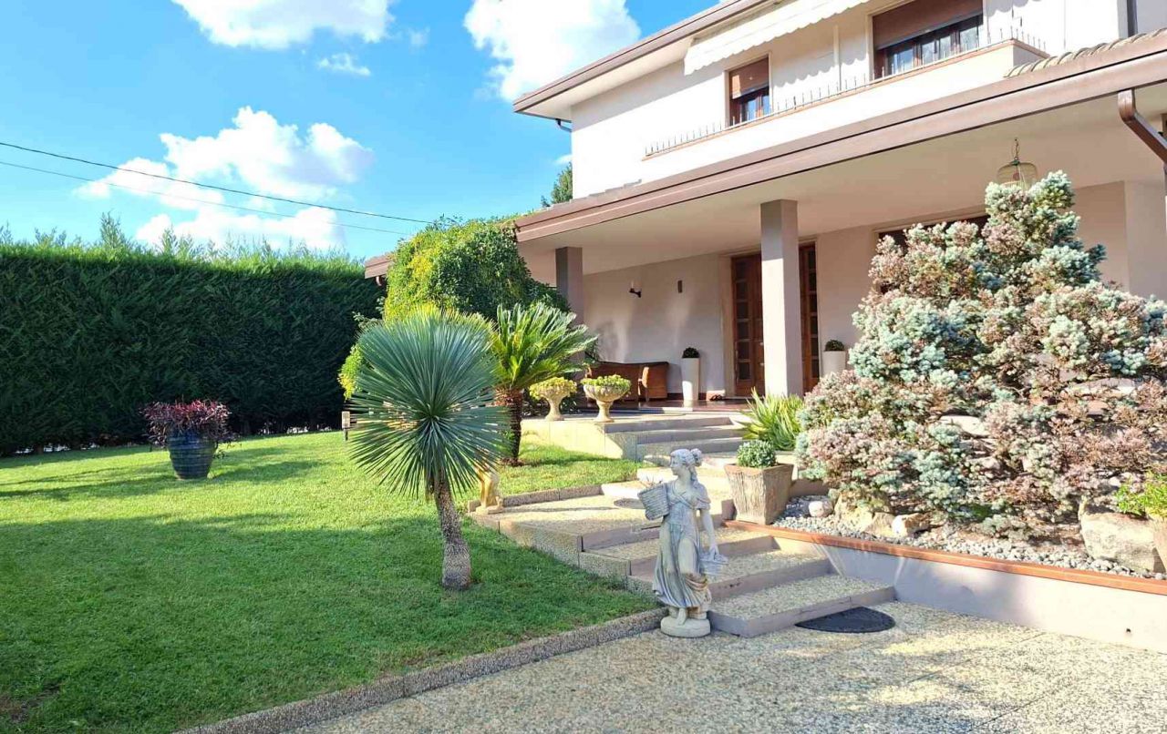 Villa con giardino a Abano Terme