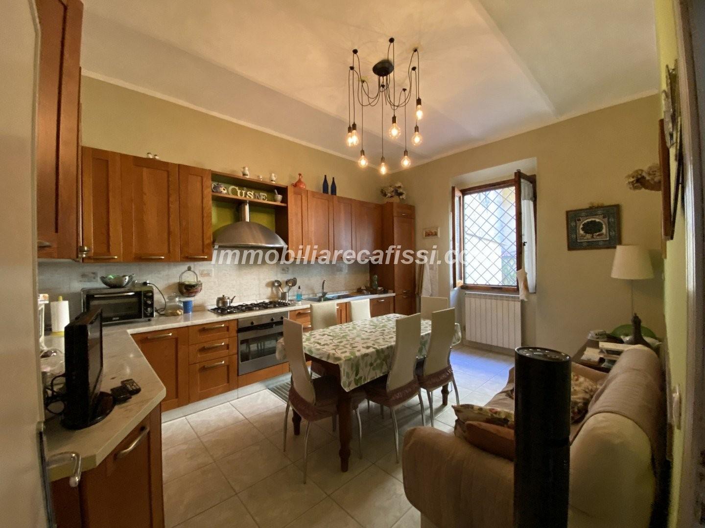 Casa indipendente in vendita a Poggio a Caiano