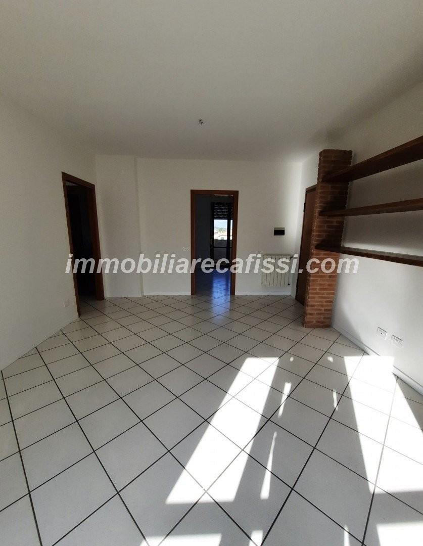 Appartamento con terrazzi, Carmignano seano