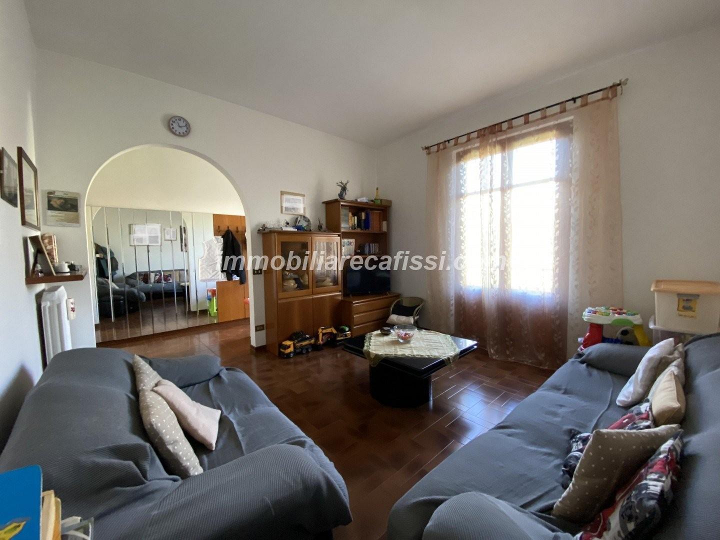 Villa Bifamiliare con giardino, Carmignano seano