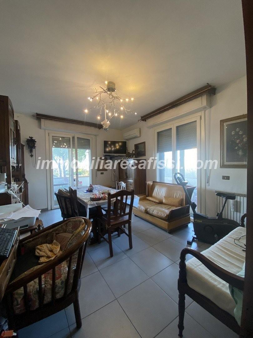 Appartamento con terrazzi, Campi Bisenzio san piero a ponti