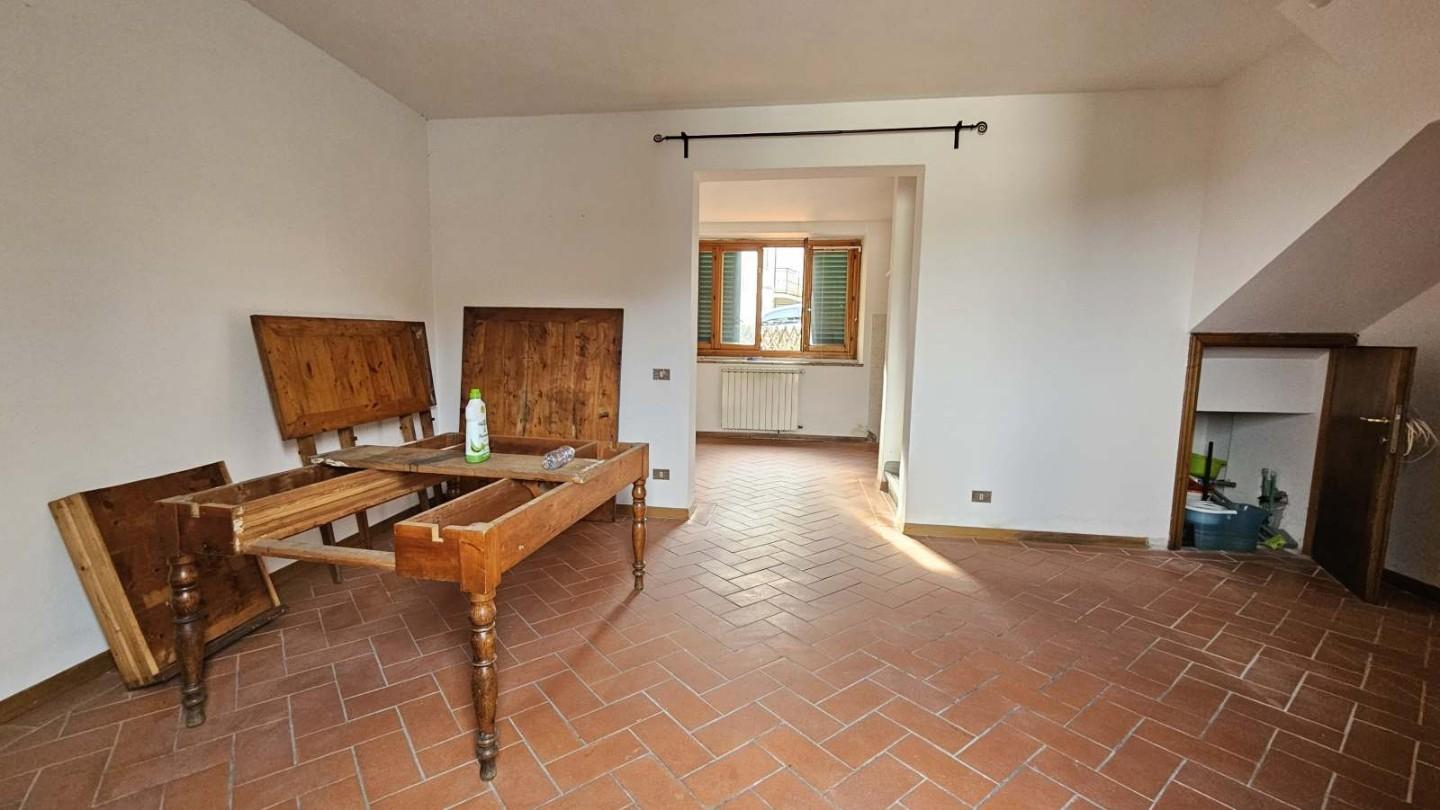 Quadrilocale in vendita, Carmignano poggio alla malva