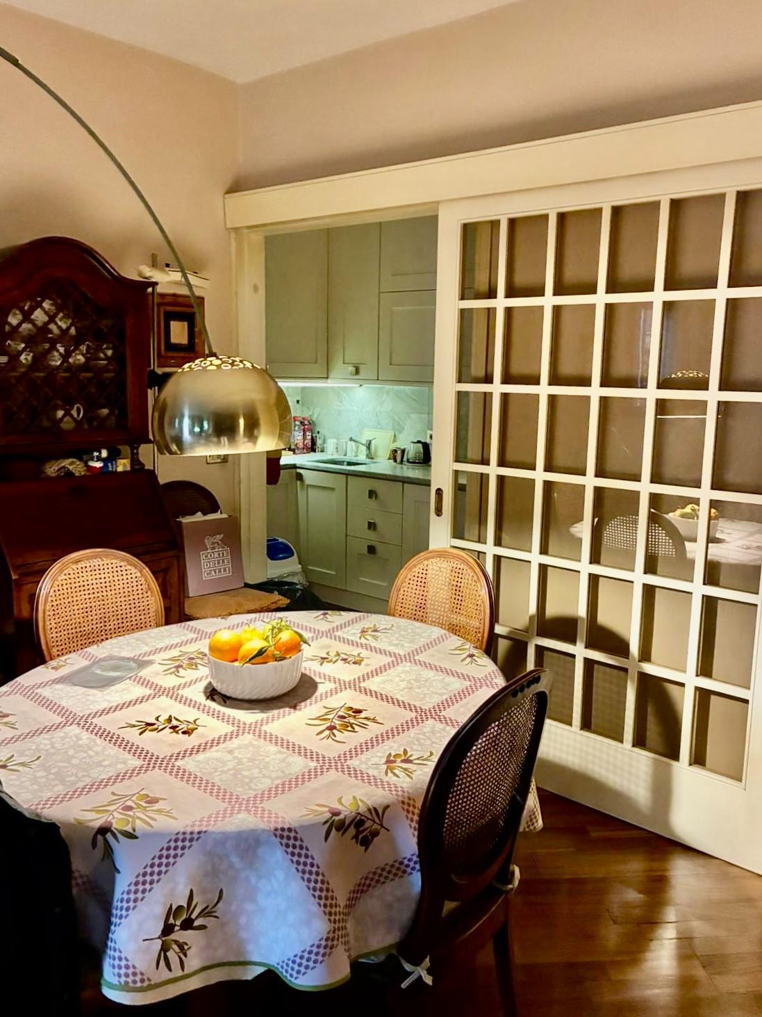 Quadrilocale con terrazzo, Prato la castellina