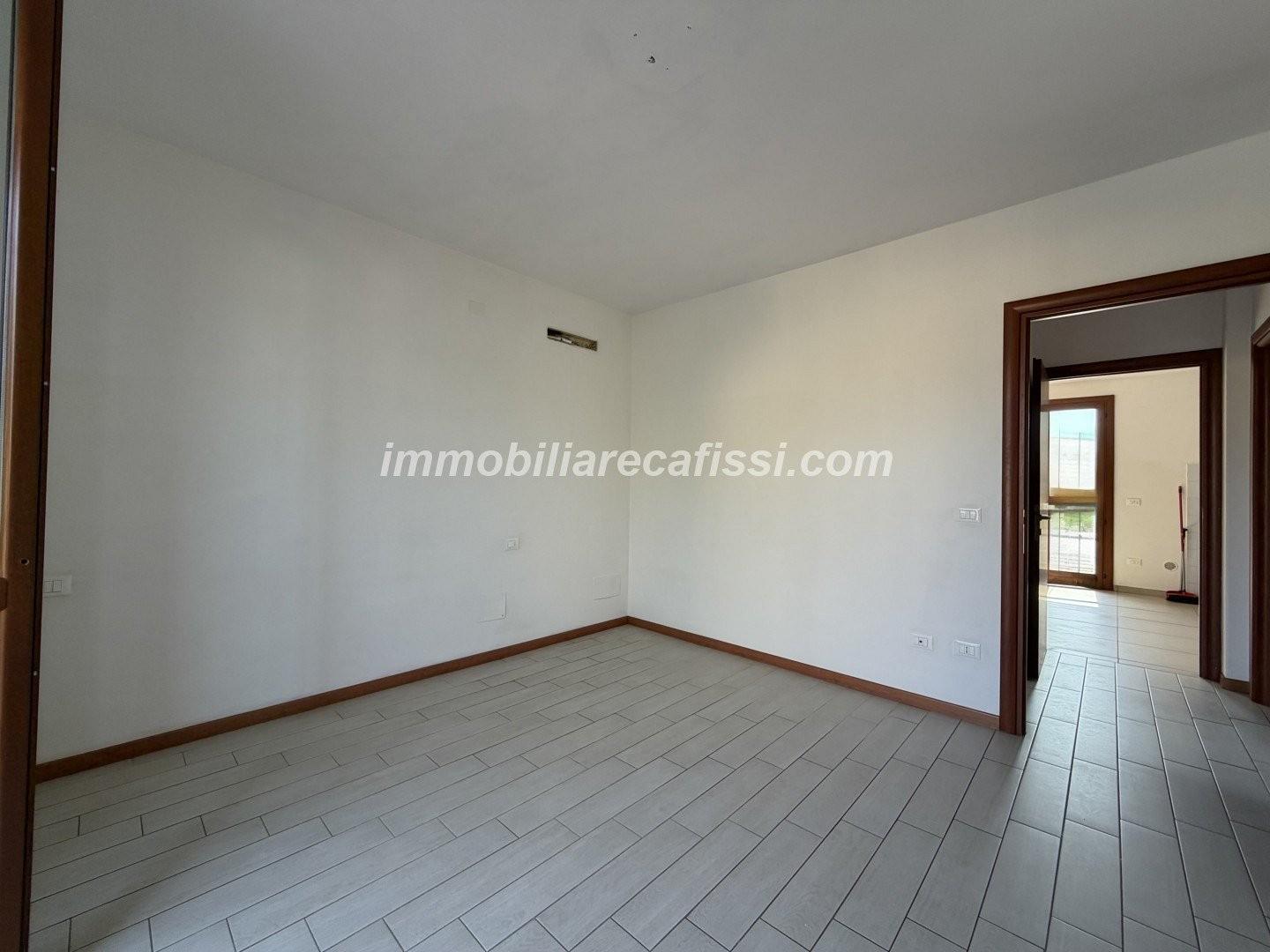 Trilocale in vendita, Carmignano comeana