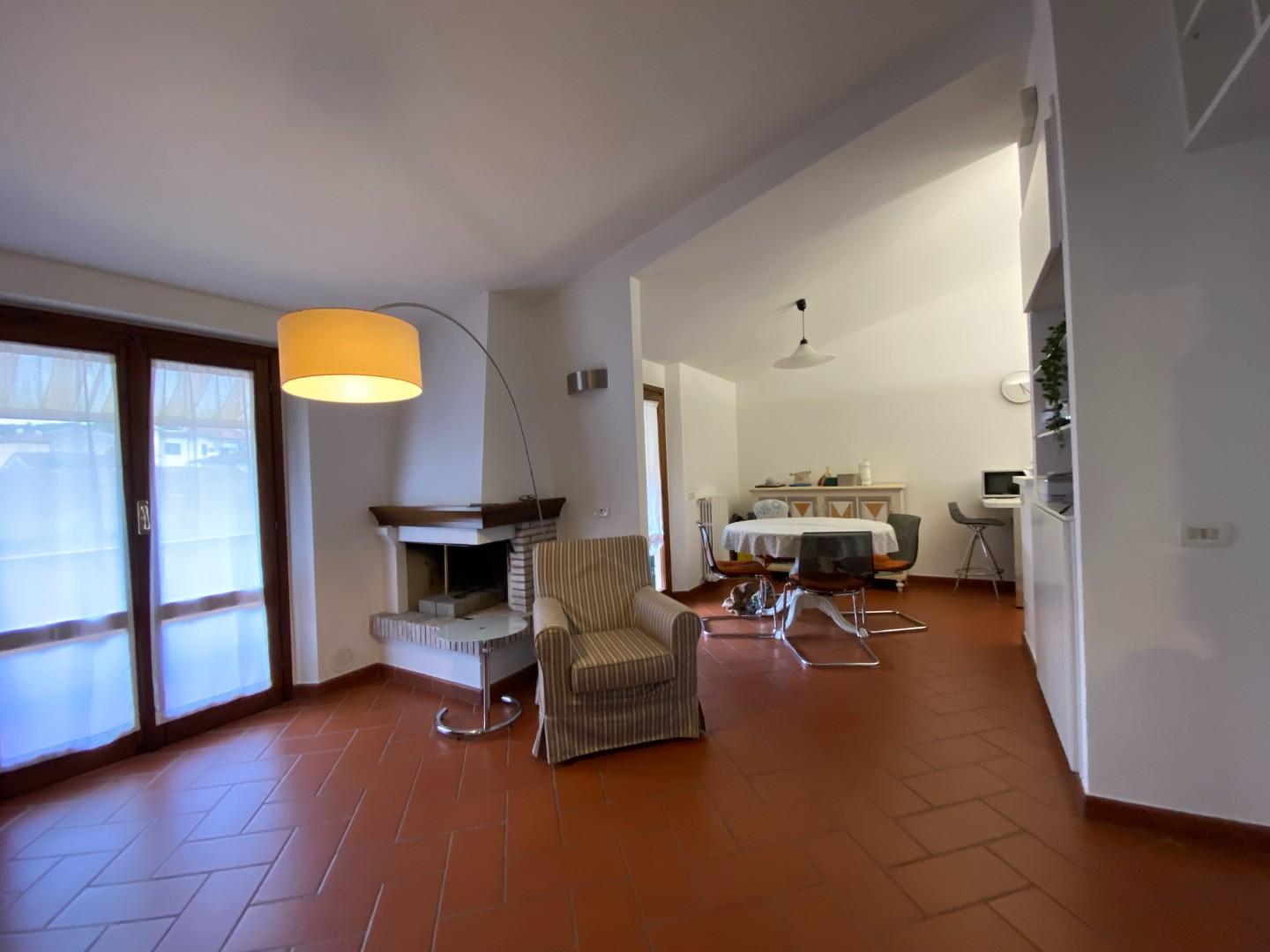 Quadrilocale arredato in affitto, Carmignano comeana