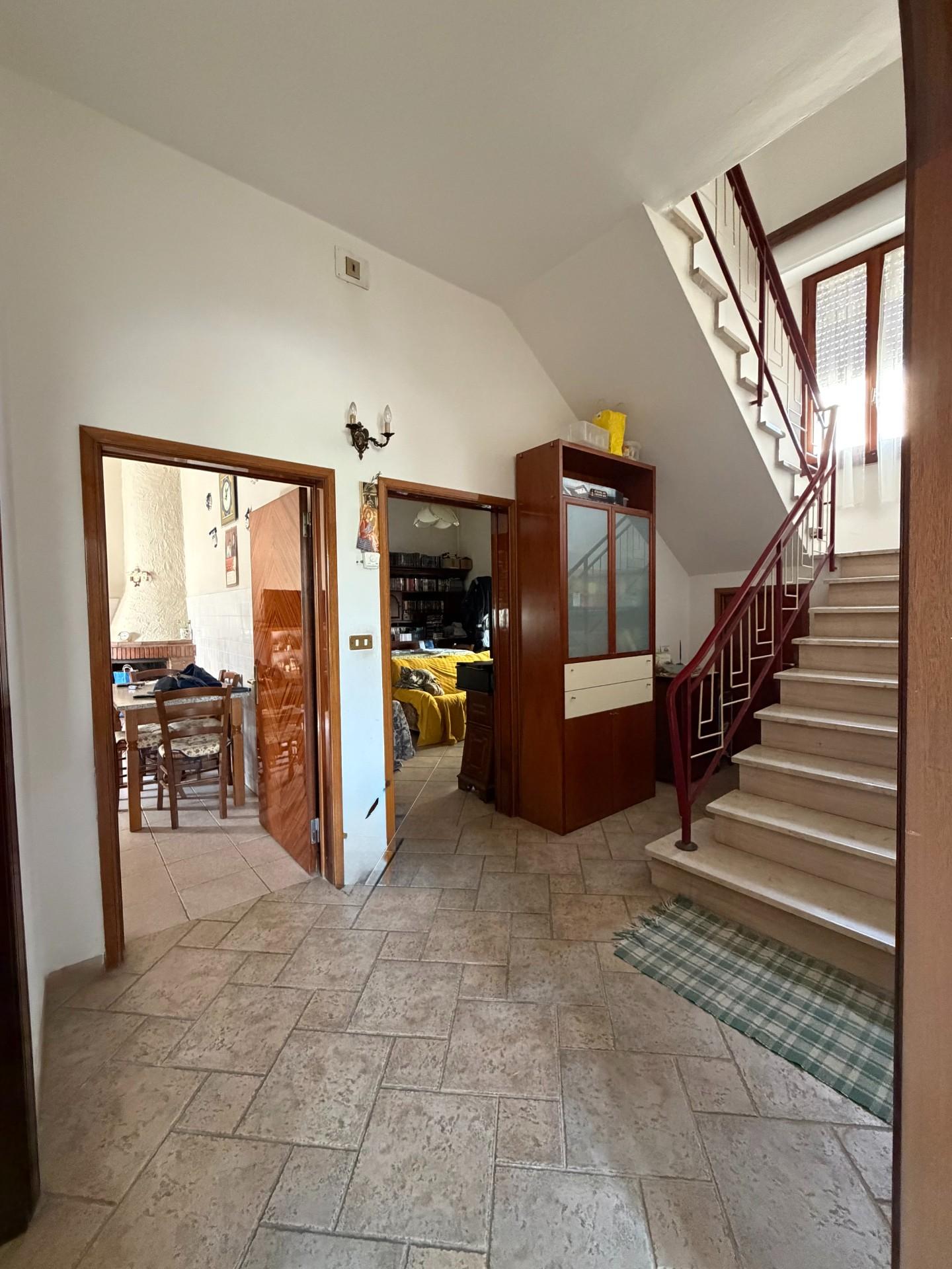 Casa indipendente con giardino, Carmignano seano
