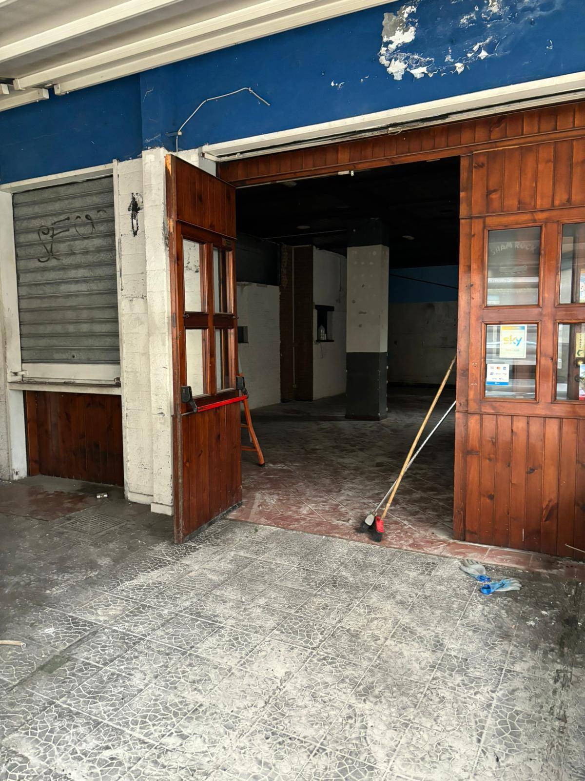 Locale commerciale in affitto a Casalnuovo di Napoli