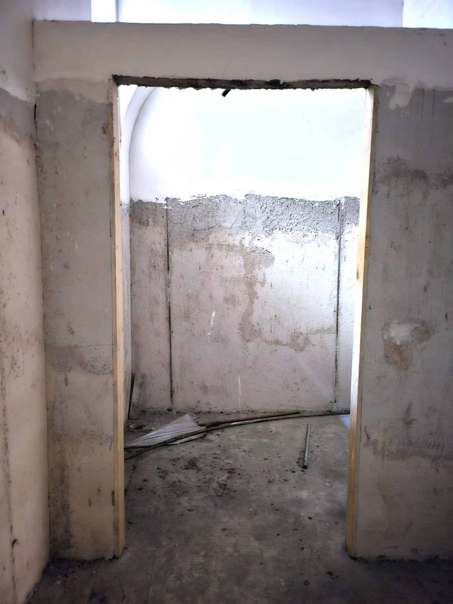 locale commerciale in affitto a Pomigliano d'Arco