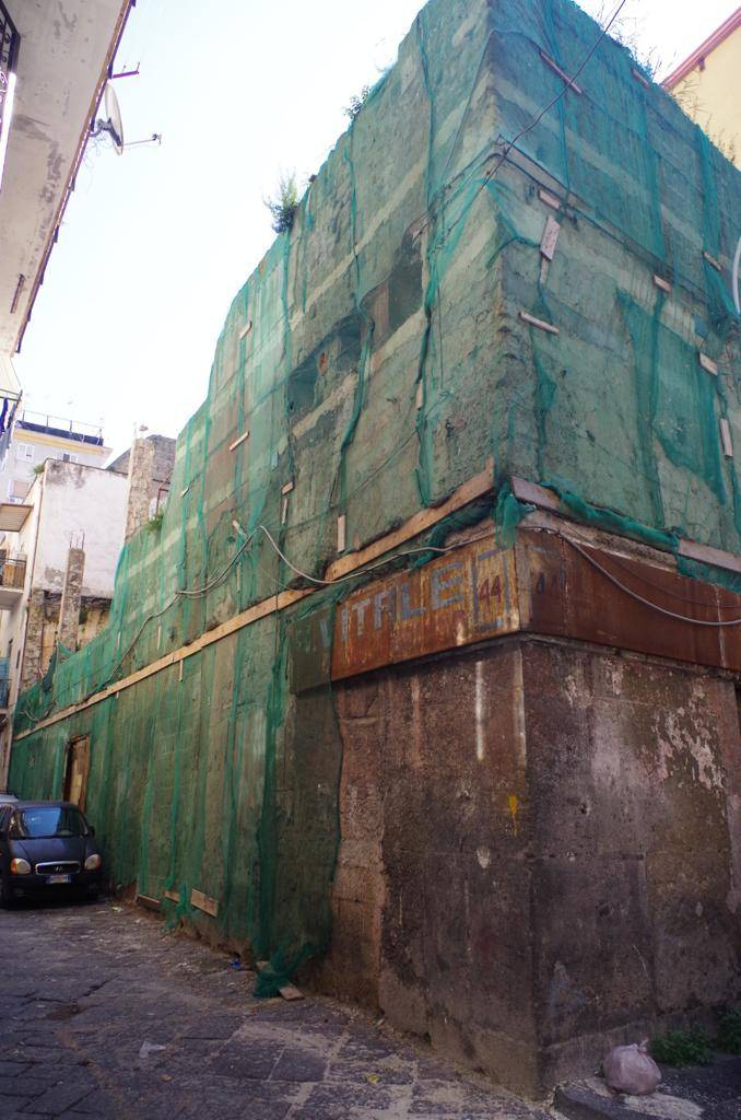 Rudere in vendita a Napoli