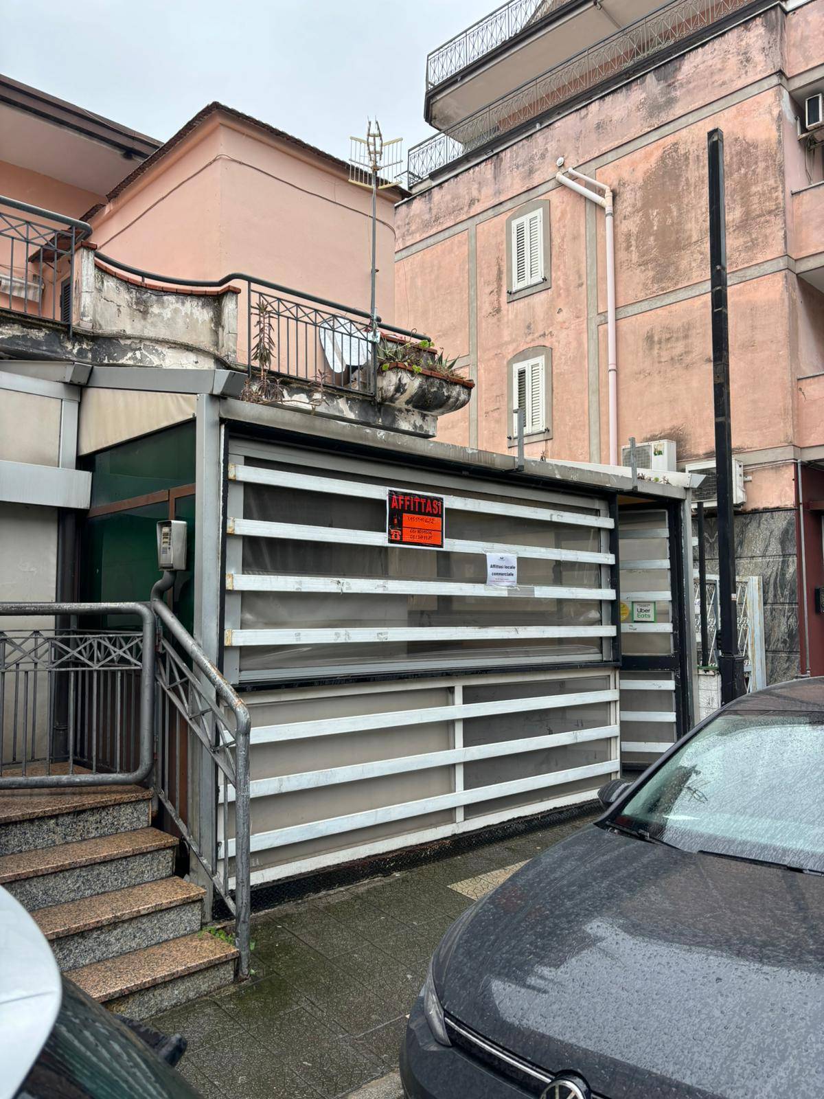 Locale commerciale in affitto a Casalnuovo di Napoli