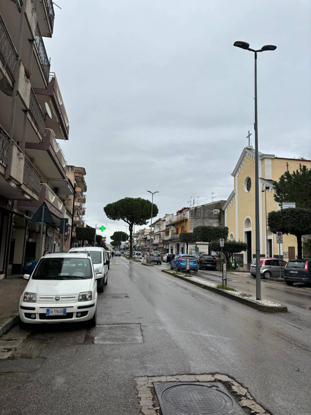 Locale commerciale in affitto a Casalnuovo di Napoli
