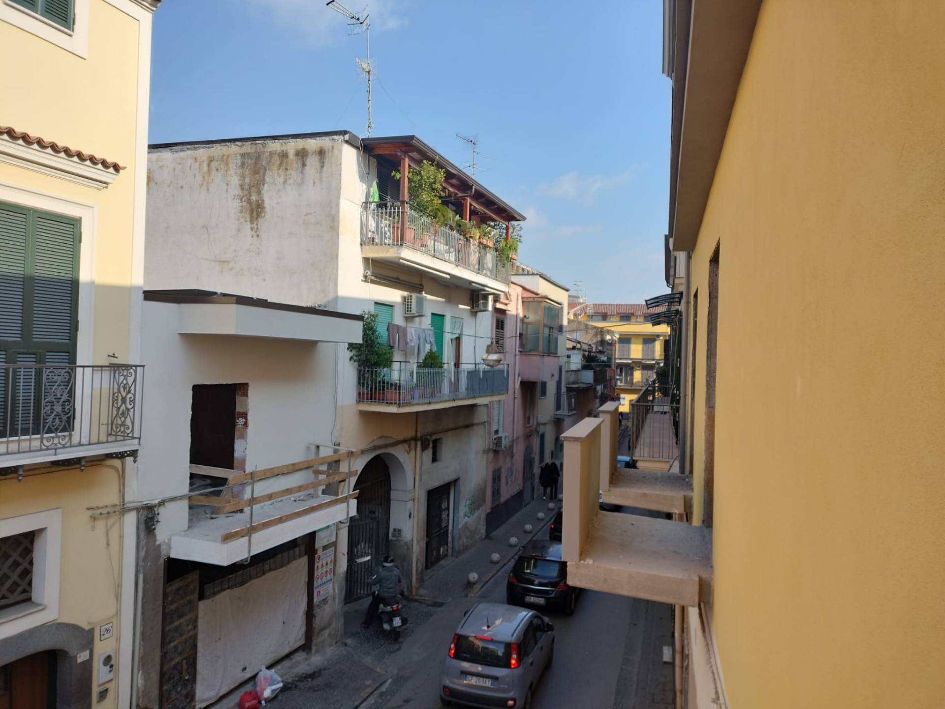 edificio in vendita a Pomigliano d'Arco
