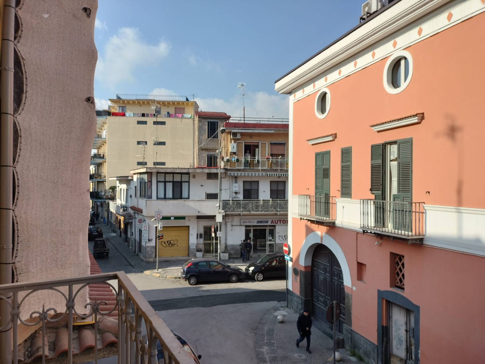 edificio in vendita a Pomigliano d'Arco