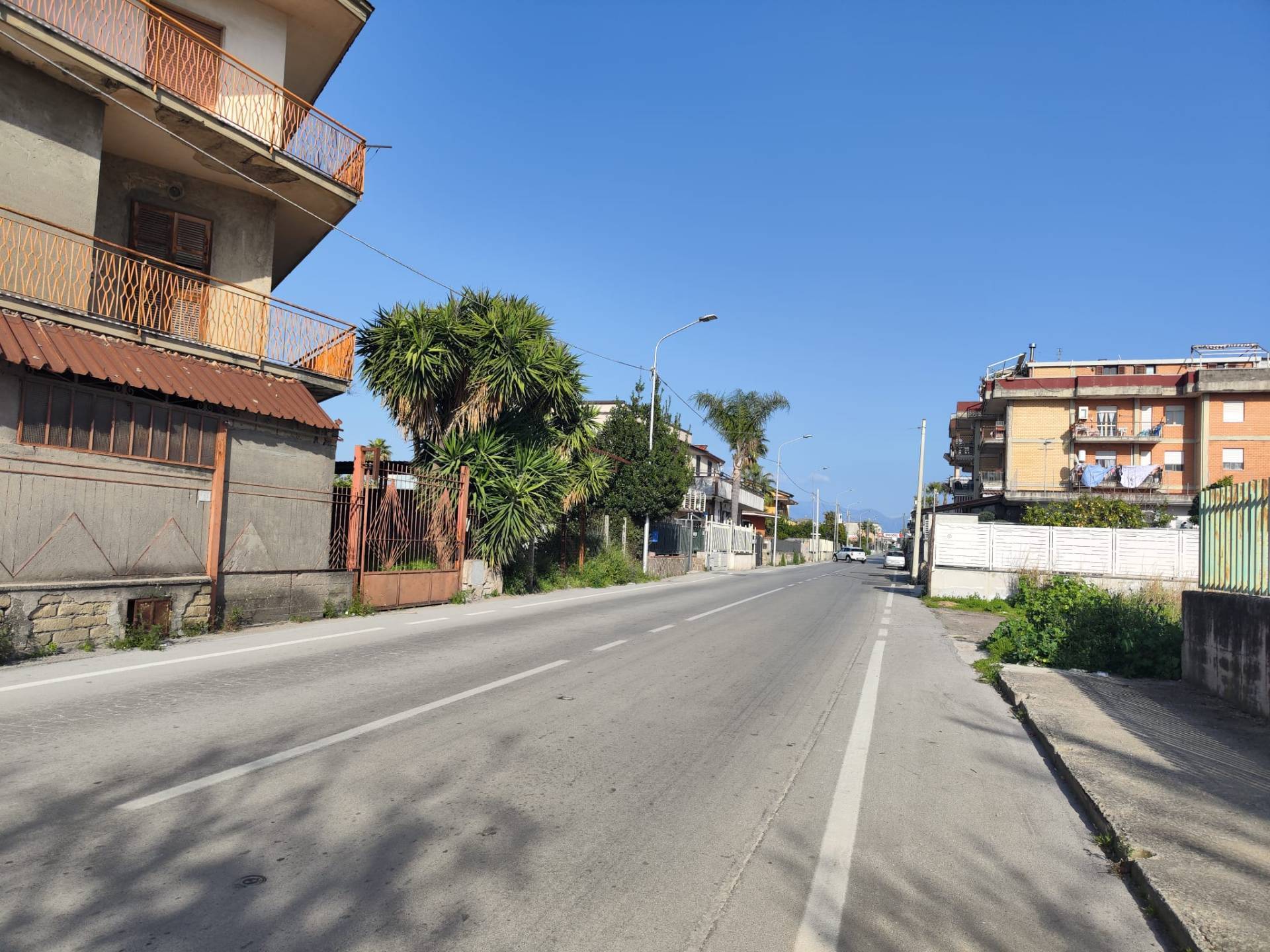 Locale commerciale in affitto a Sant'Anastasia