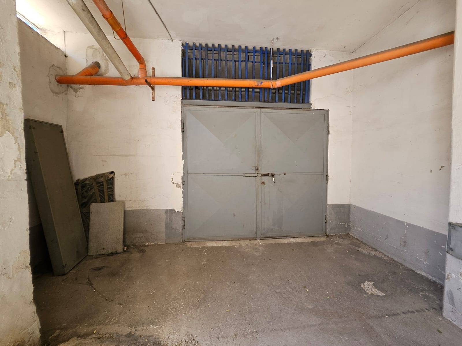 Box in vendita a Pomigliano d'Arco