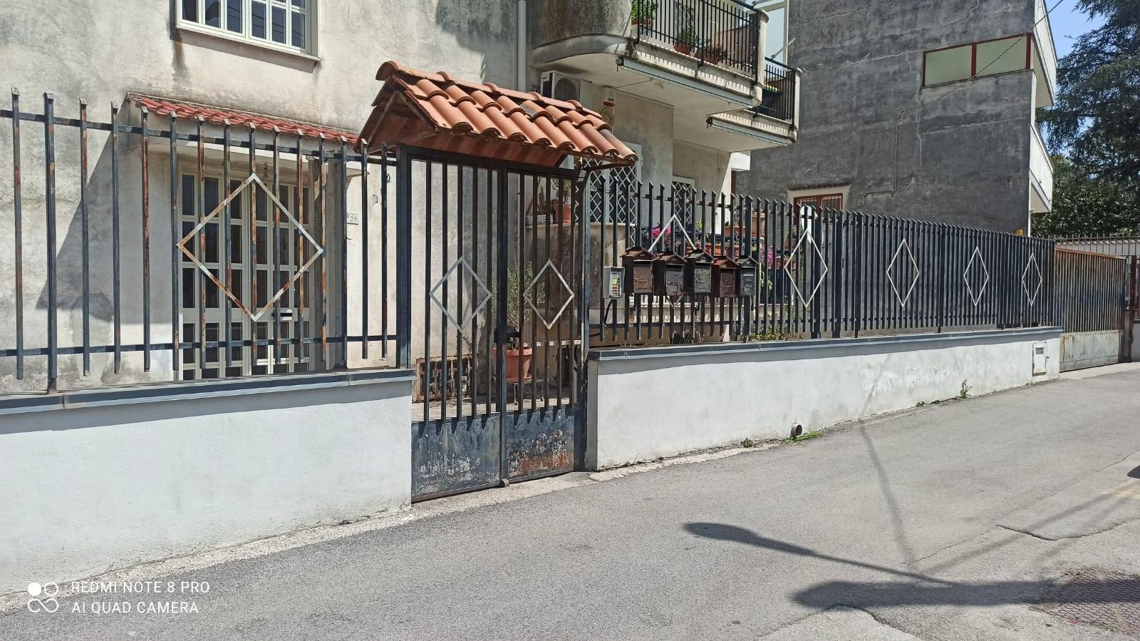 Locale commerciale in vendita a Pomigliano d'Arco