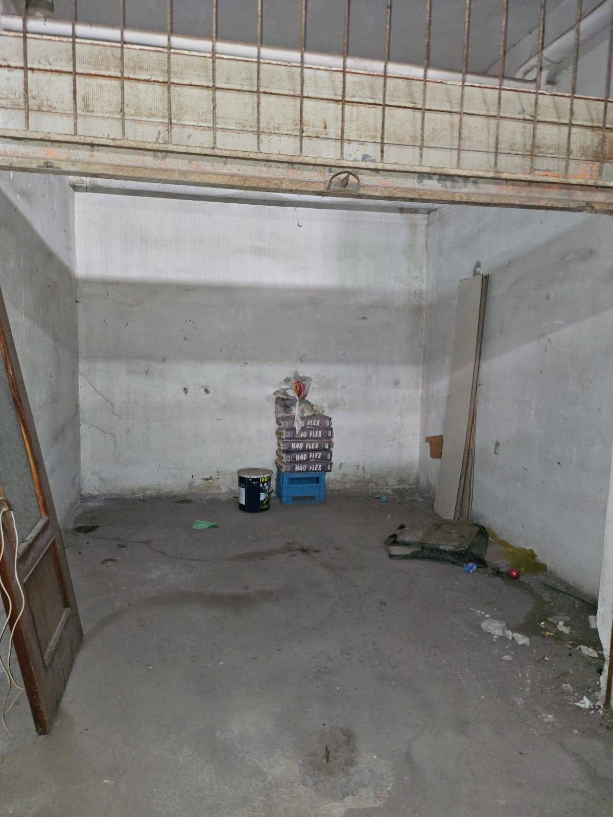 Box in vendita a Pomigliano d'Arco