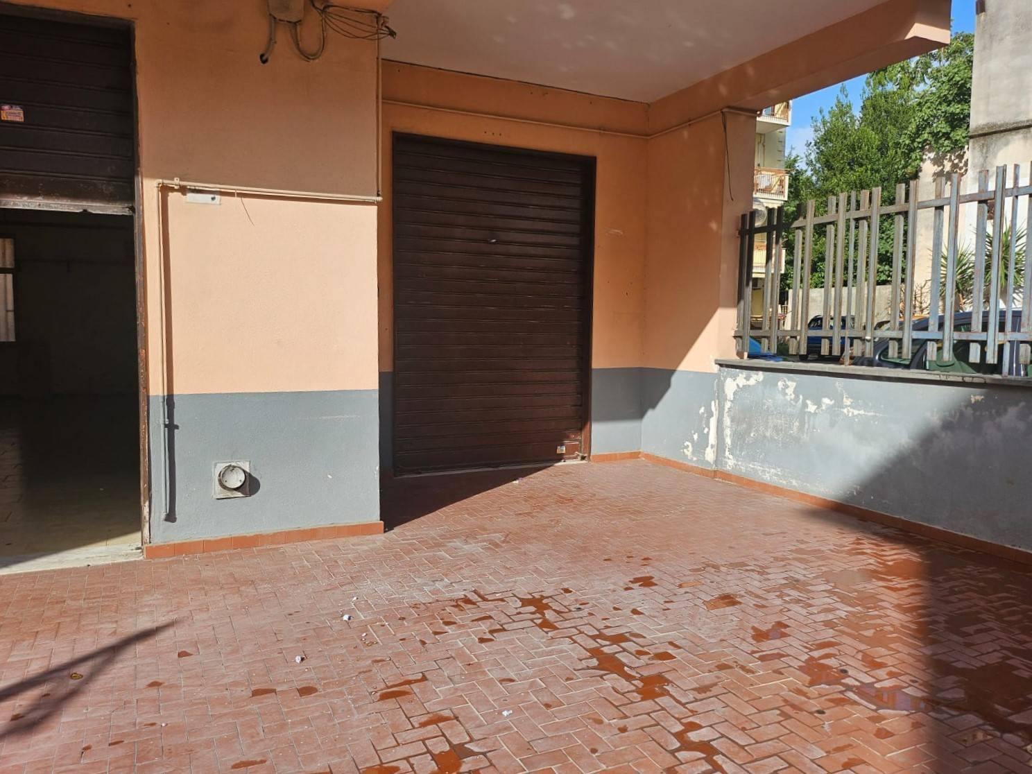 locale commerciale in affitto a Pomigliano d'Arco