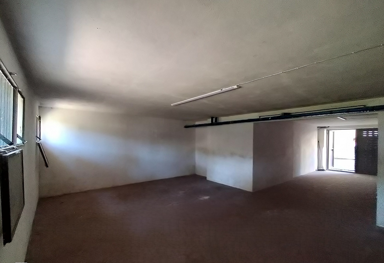 Posto auto coperto in vendita a Impruneta