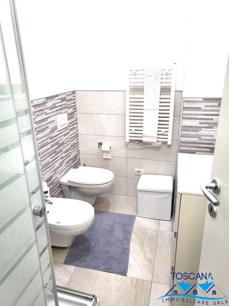 Trilocale con terrazzo a Firenze