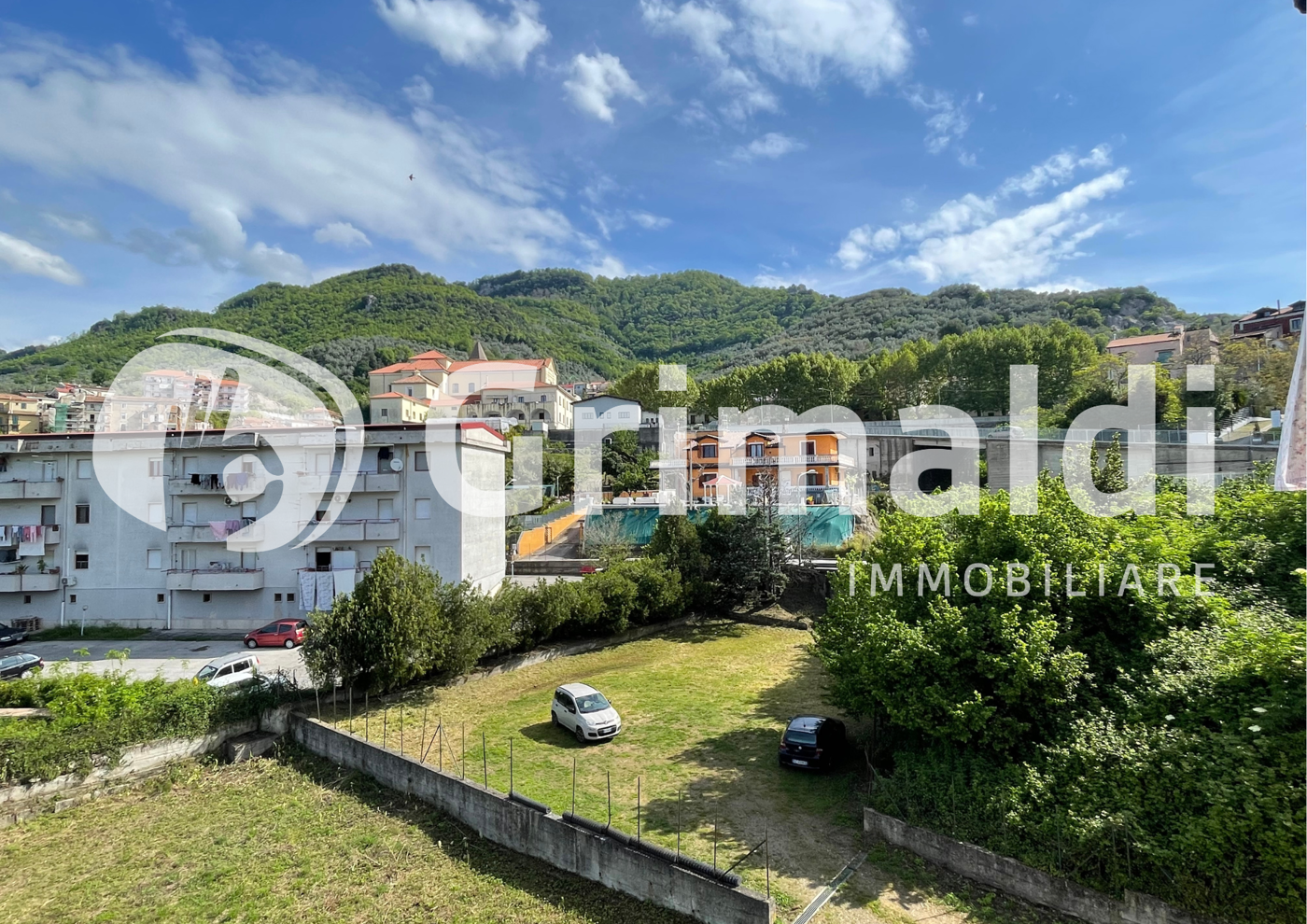 Quadrilocale in vendita a Montecorvino Rovella