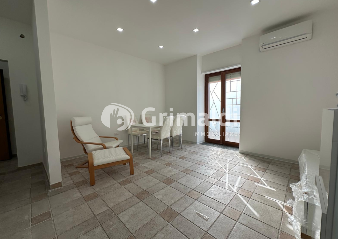 Attivit� commerciale Albergo in affitto/gestione a Battipaglia