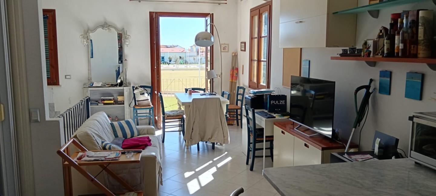 Trilocale in vendita, Pisa marina di