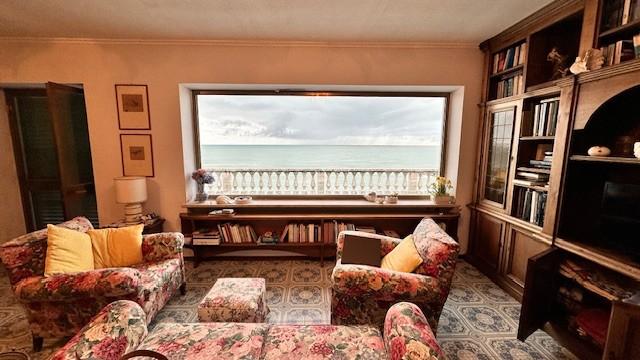 Attico in affitto, Pisa marina di