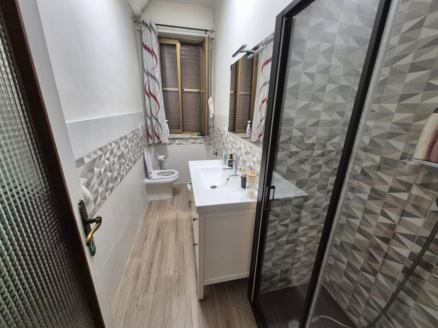 Stanza Singola ristrutturata, Pisa porta a lucca